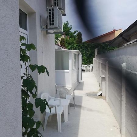 Yraida'S House Constanta Hotel Exterior photo