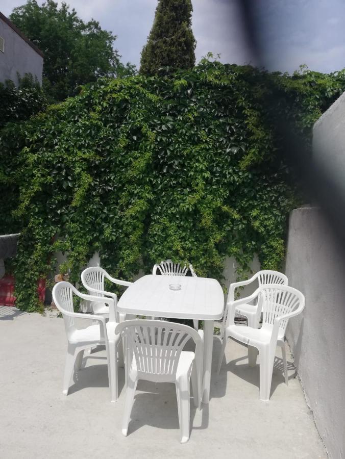 Yraida'S House Constanta Hotel Exterior photo
