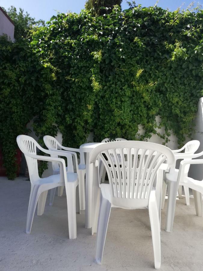 Yraida'S House Constanta Hotel Exterior photo